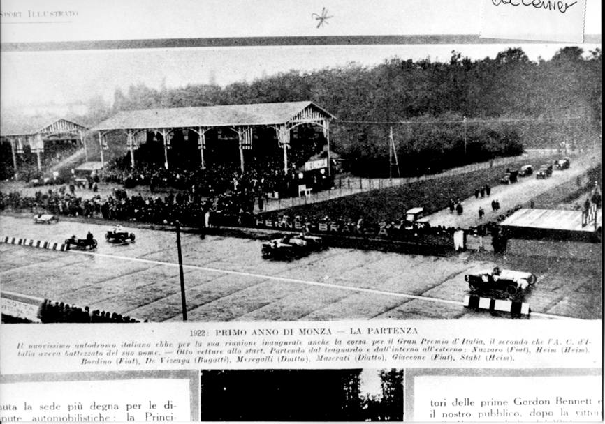 10 settembre 1922: inaugurazione dell’ autodromo di Monza. La costruzione era stata decisa nel gennaio del 1922 dall’Automobile Club di Milano, con lo scopo di celebrare il venticinquesimo anniversario di nascita dell’Associazione. L’impianto fu ultimato nel tempo record di 110 giorni; per i lavori furono impiegati 3500 operai, 200 carri, 30 autocarri ed una ferrovia Decauville di 5 chilometri con 2 locomotori e 80 vagoni
